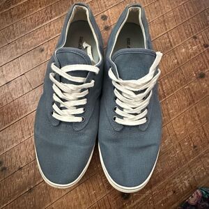 Seavee’s blue corduroy men’s size 11 lace up fashion sneakers